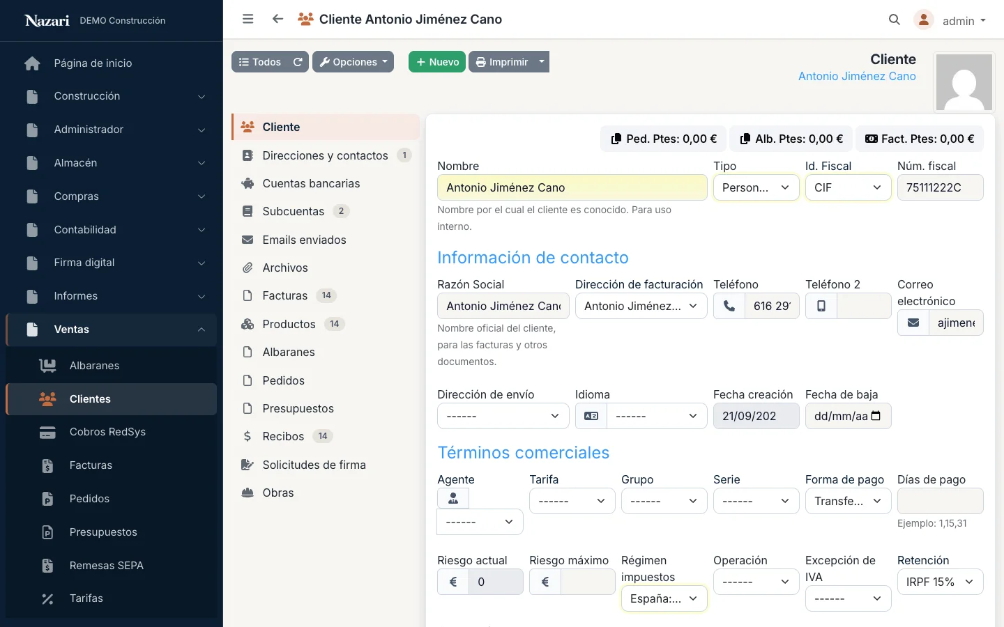 La ficha de un cliente, con sus obras entre sus pestañas